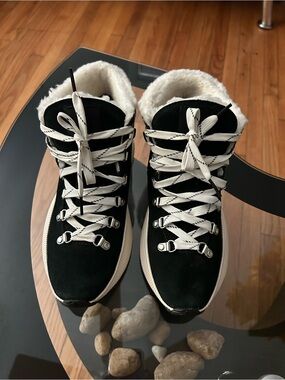 Sorel Black and White Faux-Shearling Lace-Up Winter Boots